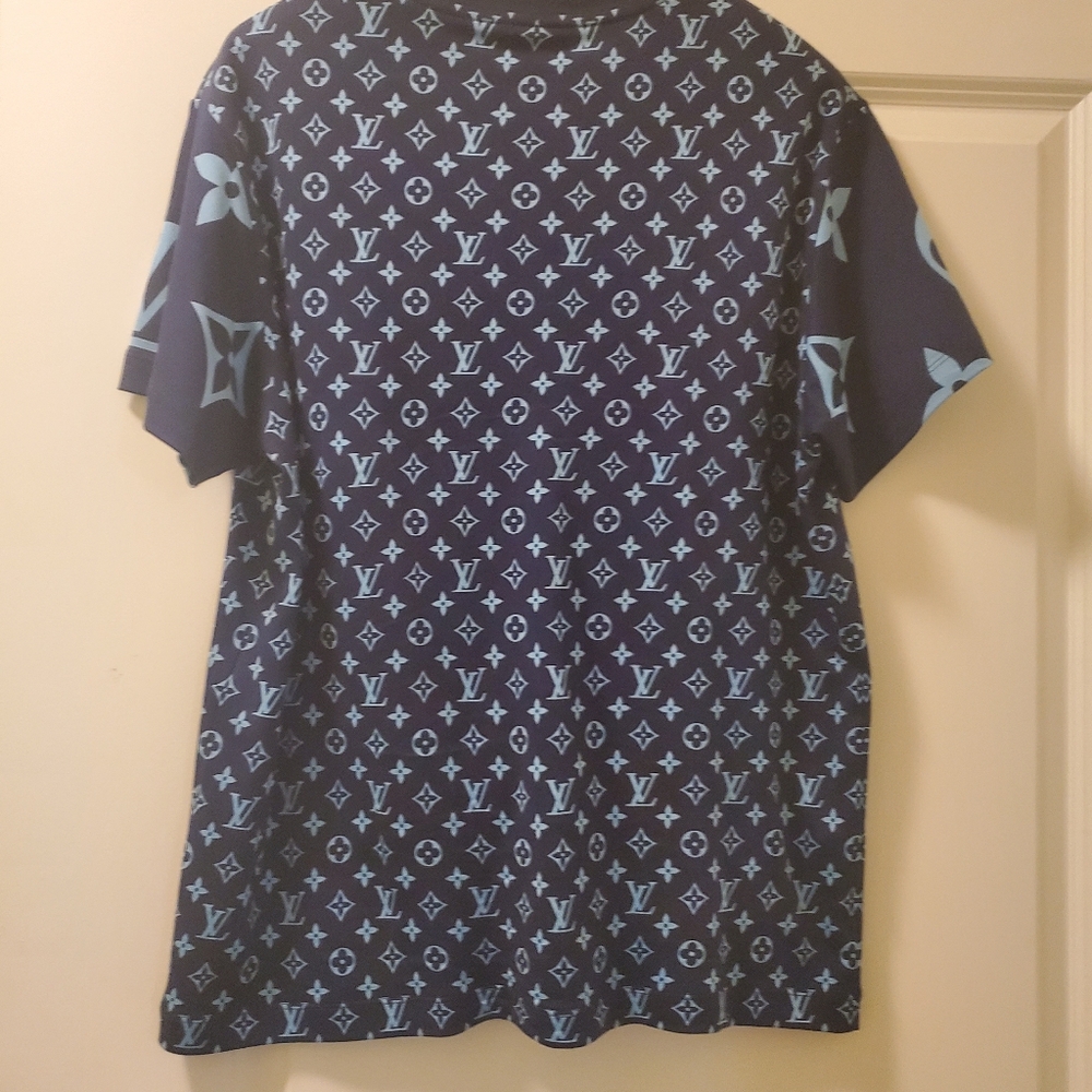 LOUIS VUITTON MIXED MONOGRAM T-SHIRT - Picture 6 of 10